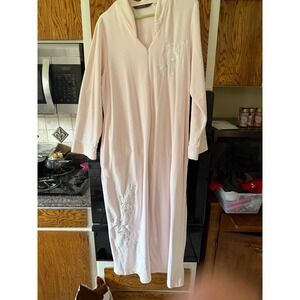 Laura Ashley Womens L G Pink Velour Rose Embroidered Long Sleeve Zip Up‎ Robe